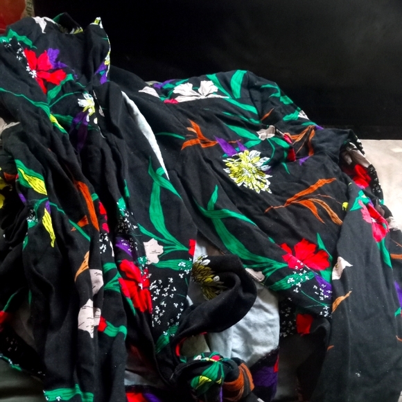 Oldie tie up blouse - Picture 1 of 2